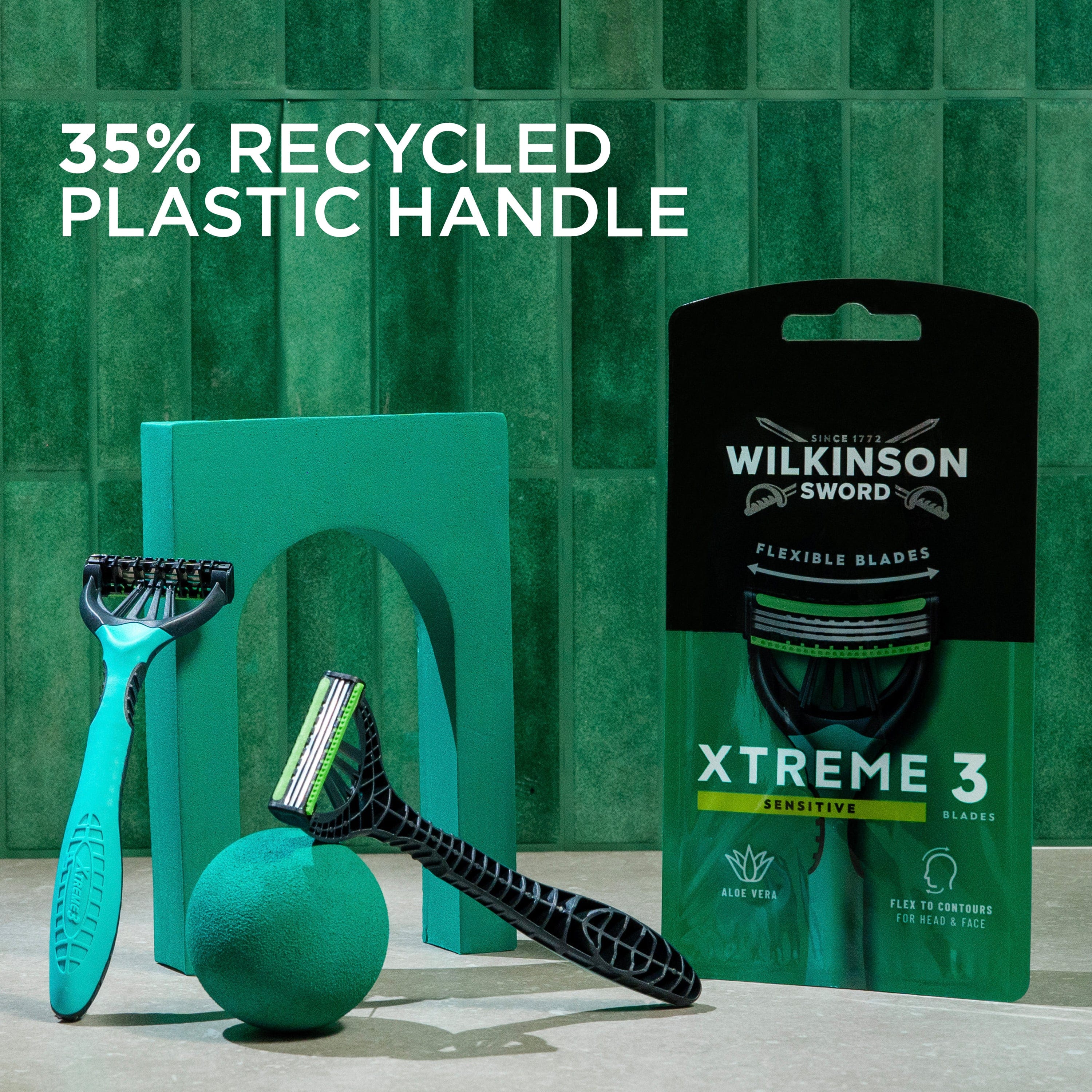Xtreme 3 Sensitive Men's Disposable Razor 4 pack - Image 5
